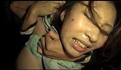 หนังavญี่ปุ่นเต็มเรื่อง นักเลงแถวบ้านจับนักเรียนญี่ปุ่นรุมโทรมที่ข้างถนน