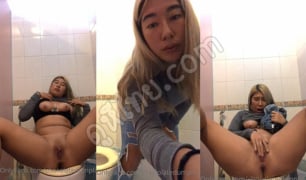 คลิปหลุดไลฟ์สด สาวอวบอึ๋ม เงี่ยนมากๆเลยค้องแวะน้ำน้ำปั้ม มาเกี่ยวเบ็ดช่วยตัวเอง ตั้งกล้องถ่ายคลิปxเอาลง Onlyfans